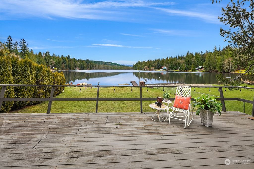 Photo of 30726 270th Avenue SE, Black Diamond, WA 98010 (MLS # 2191443)