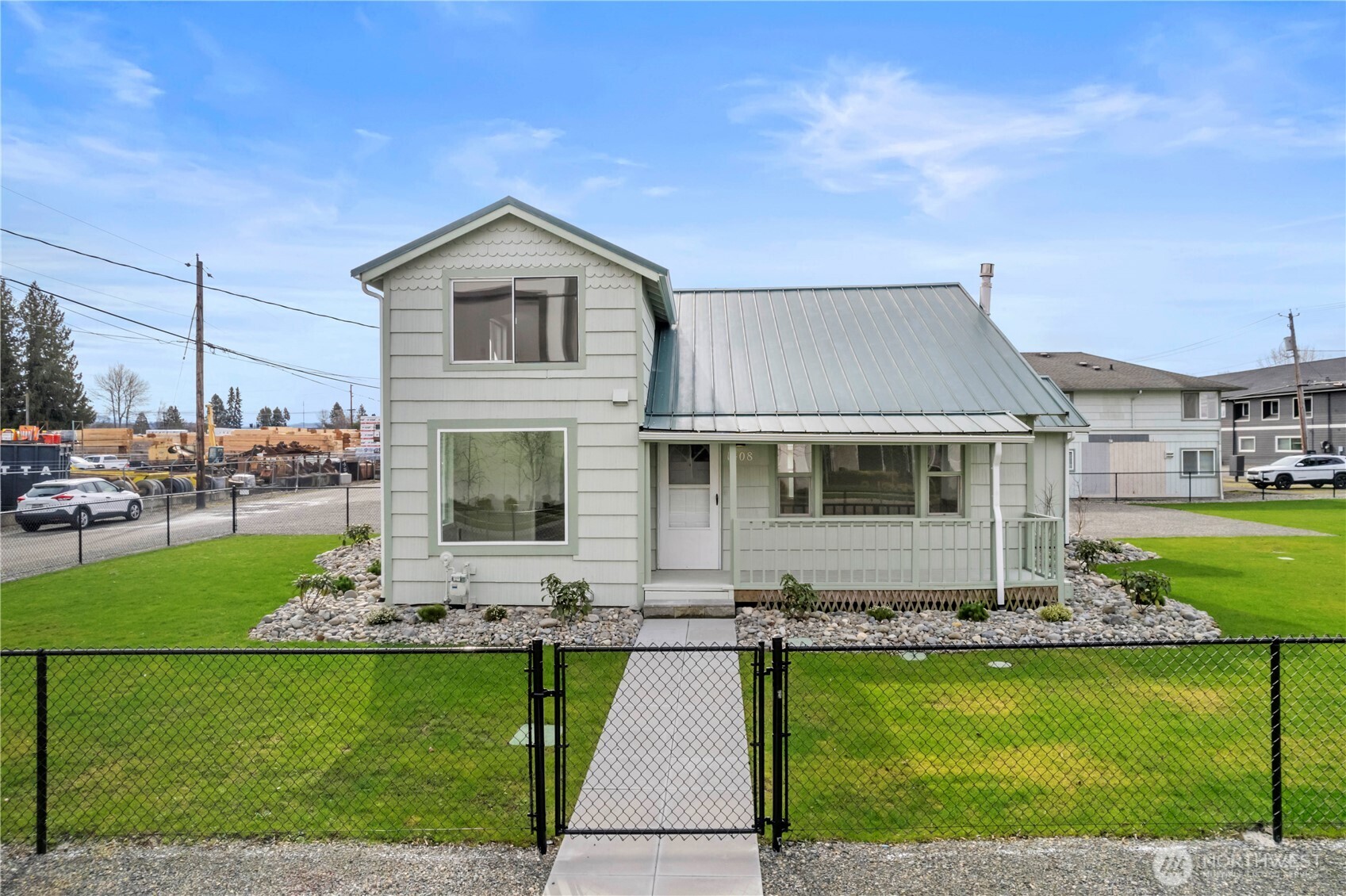 1408 Hubbard Street
