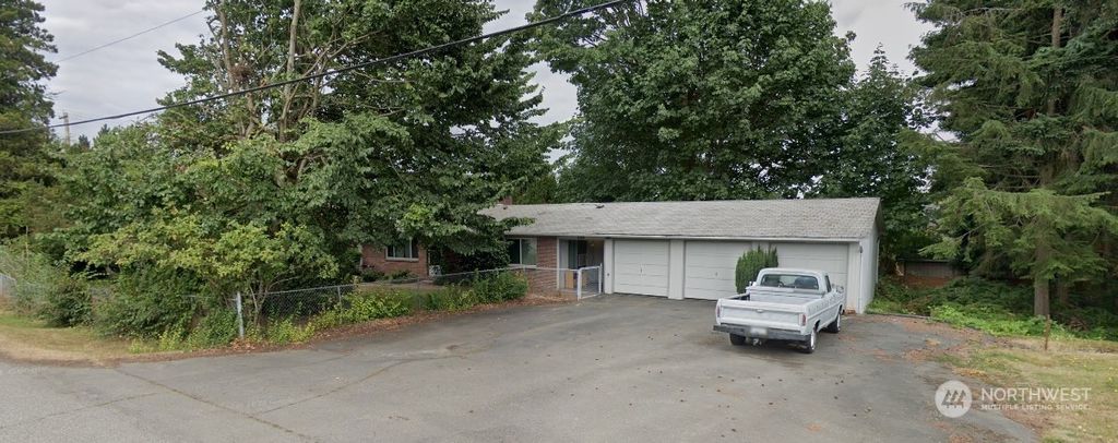 Photo of 3130 156th Street SW, Lynnwood, WA 98087 (MLS # 2273927)