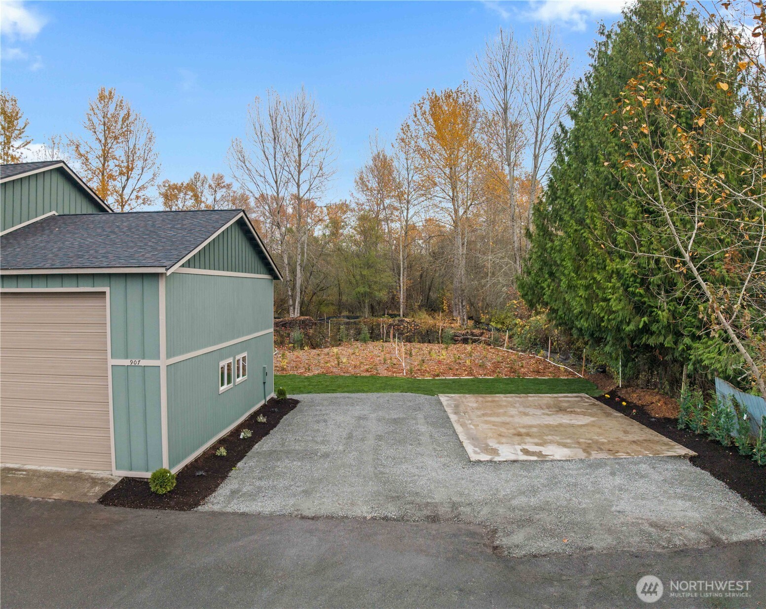 907 Orting Kapowsin Highway E