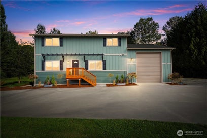 907 Orting Kapowsin Highway E Orting WA 98360
