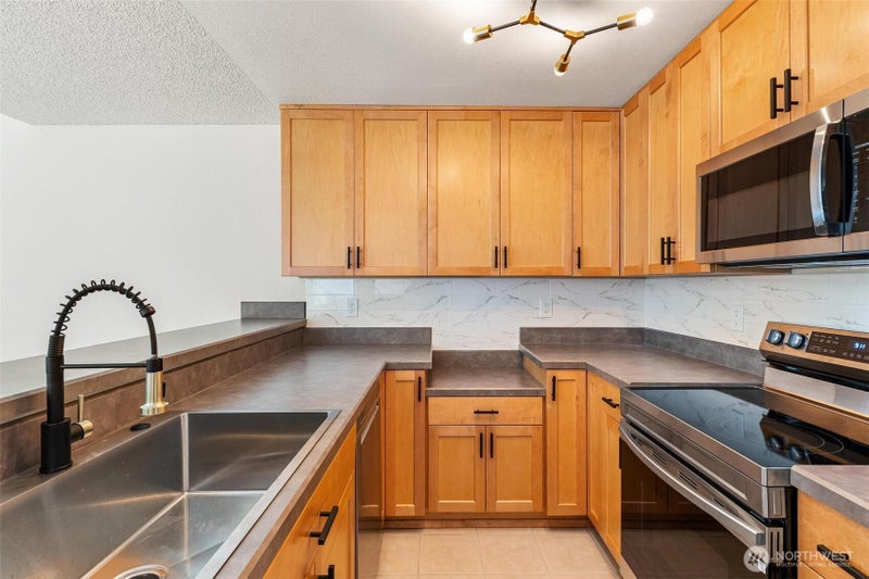 4415 145th Avenue NE H6