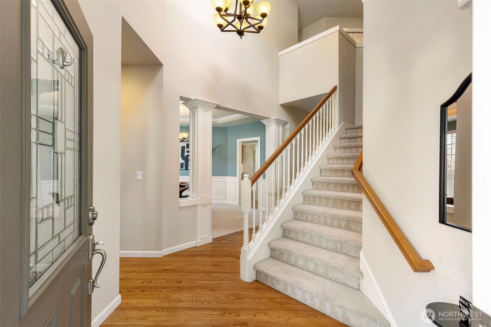 2741 NE Noll Valley Loop