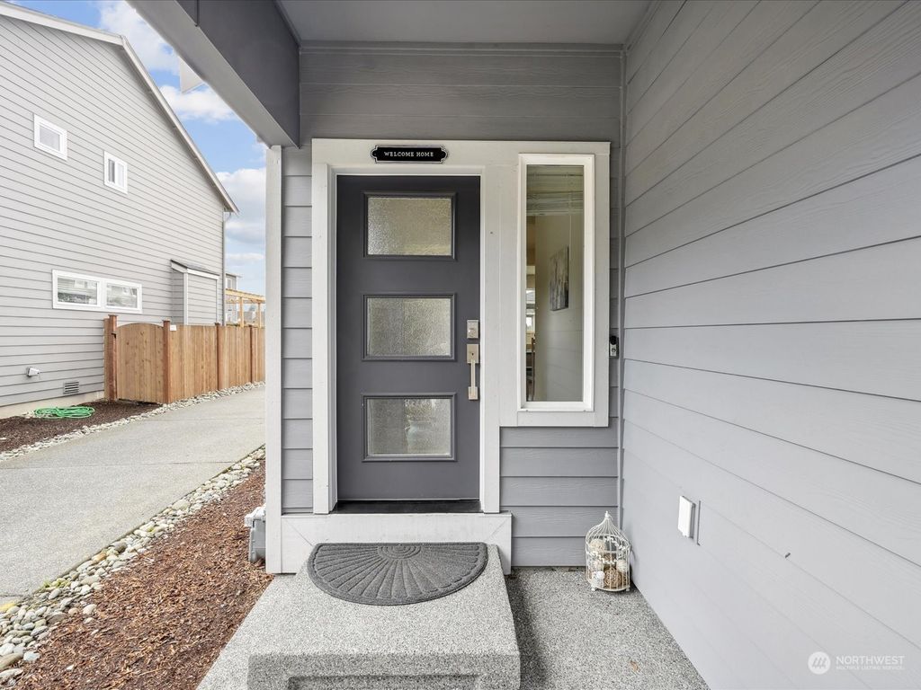 Photo of 4214 141st Street SE #A, Snohomish, WA 98296 (MLS # 2051036)