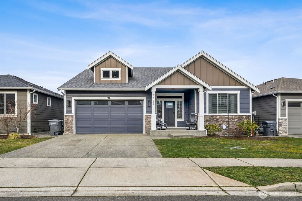 Photo of 10707 130th Street E, Puyallup, WA 98374 (MLS # 2473368)