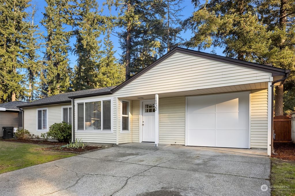 Photo of 19422 SE 265th Street, Covington, WA 98042 (MLS # 2015043)