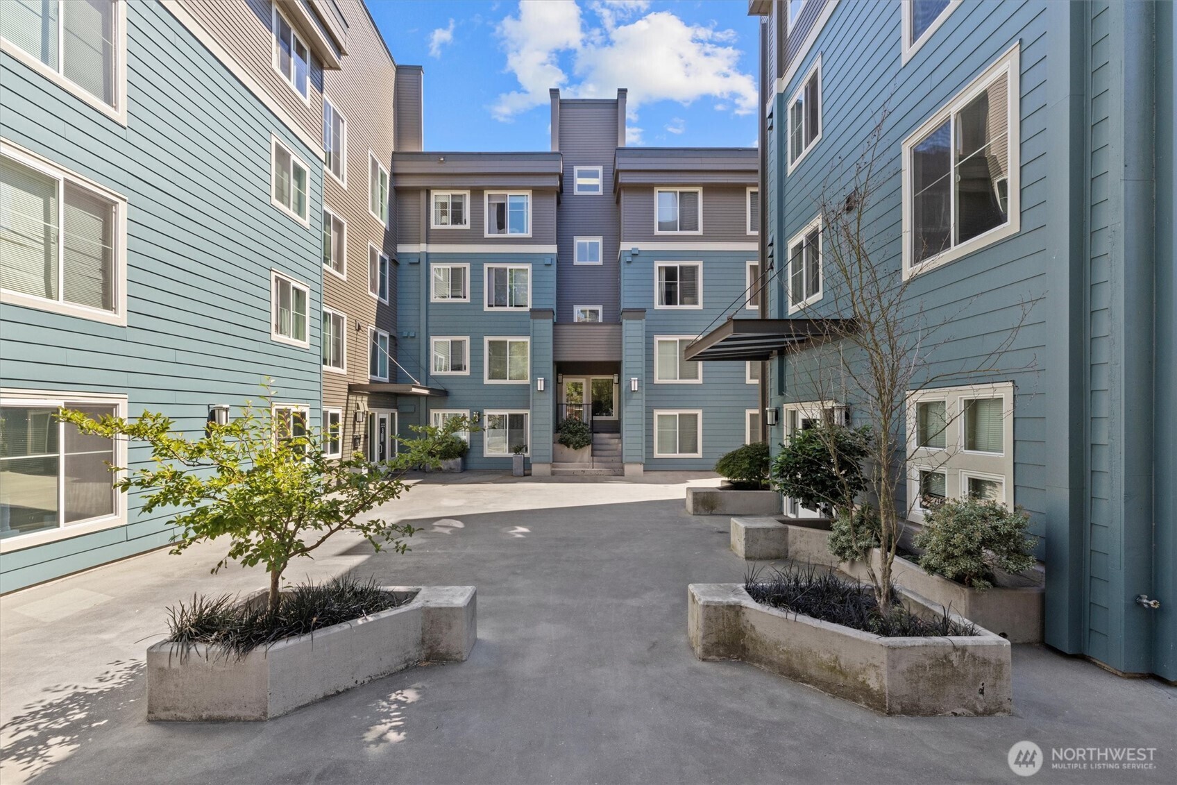 300 10th Avenue B104