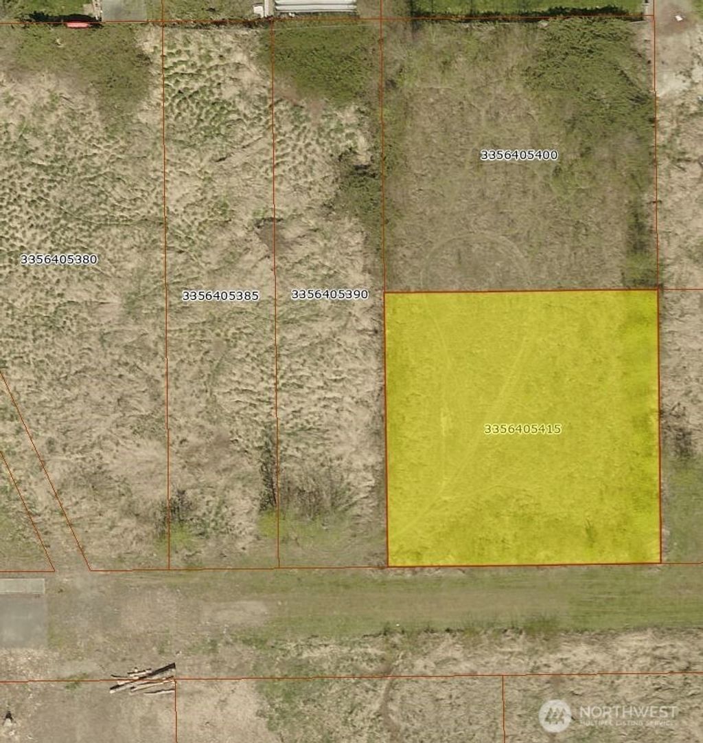 Photo of 316 3rd Avenue N, Algona, WA 98001 (MLS # 2429598)