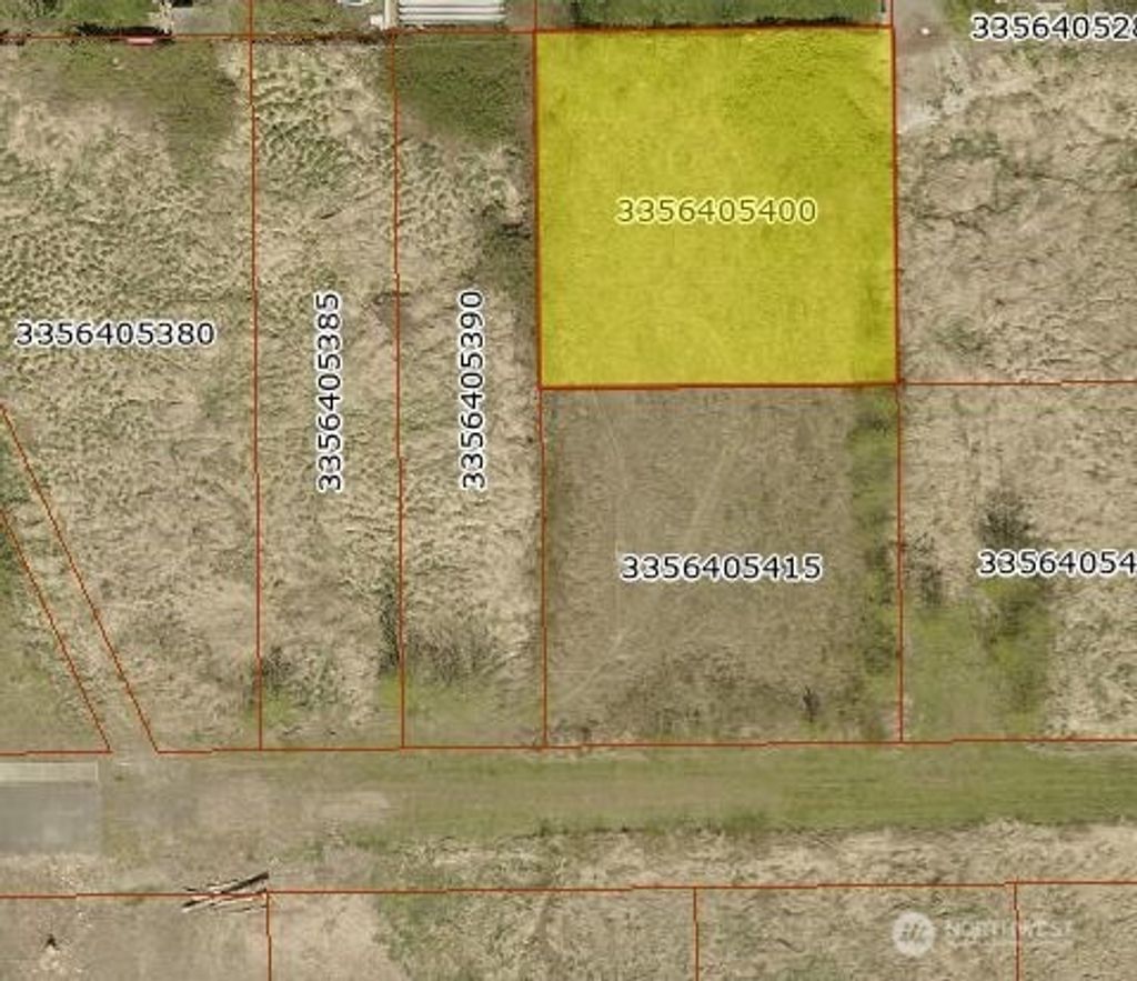 Photo of 316 3rd Avenue N, Algona, WA 98001 (MLS # 2429598)