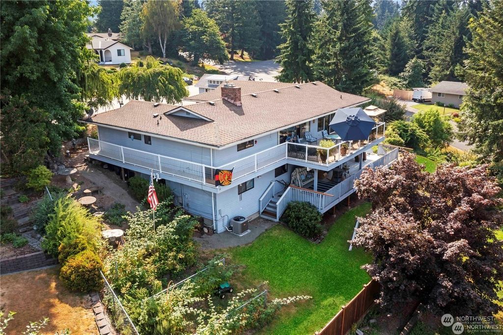 Photo of 25715 127th Avenue SE, Kent, WA 98030 (MLS # 2288167)