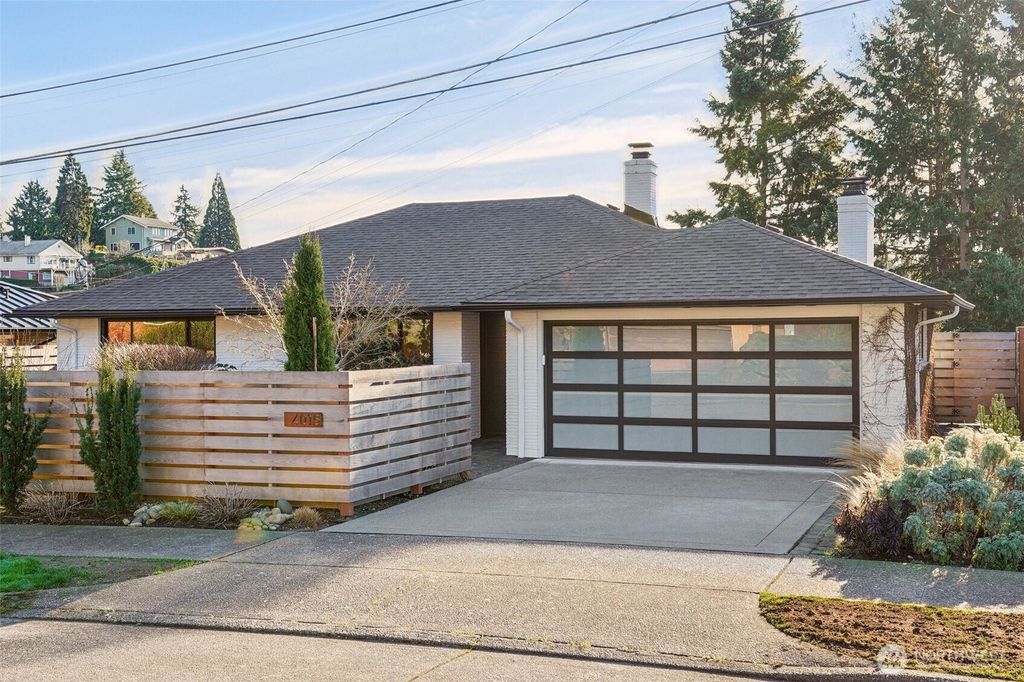 Photo of 4015 SW Donovan Street, Seattle, WA 98136 (MLS # 2467831)