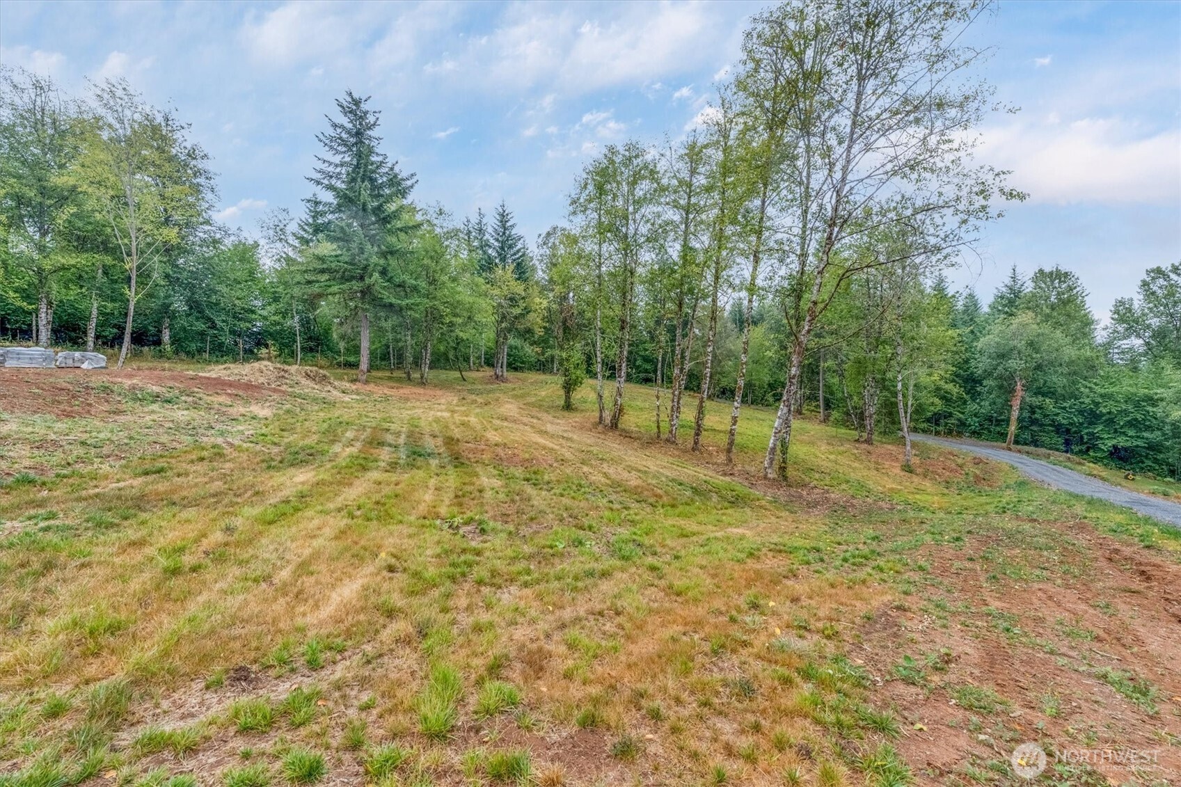 133 Silverthistle Road