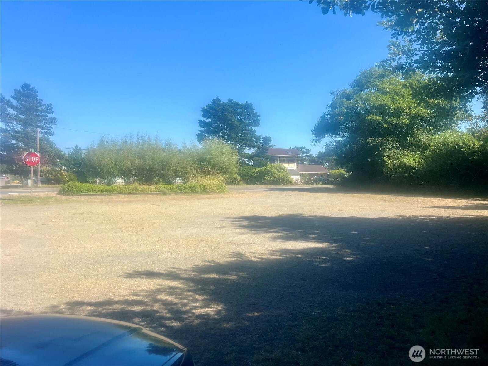 0 NE corner 13th &l Pacific Way Street N