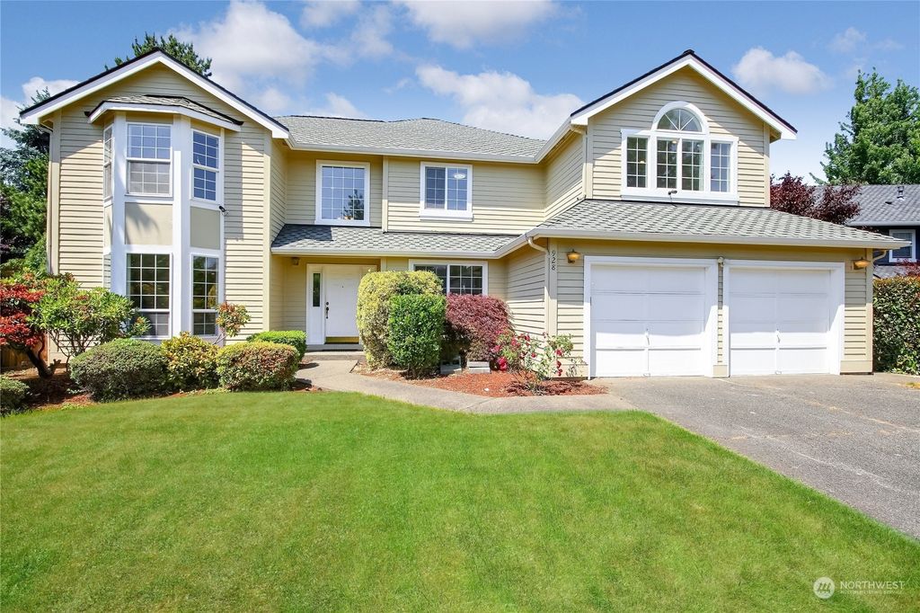 Photo of 928 SW 347th Place, Federal Way, WA 98023 (MLS # 2128297)