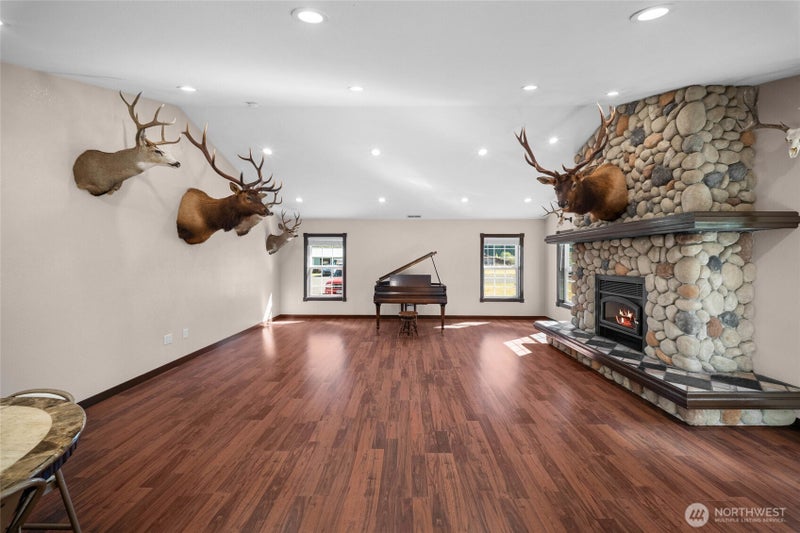 30 Squirrel Road