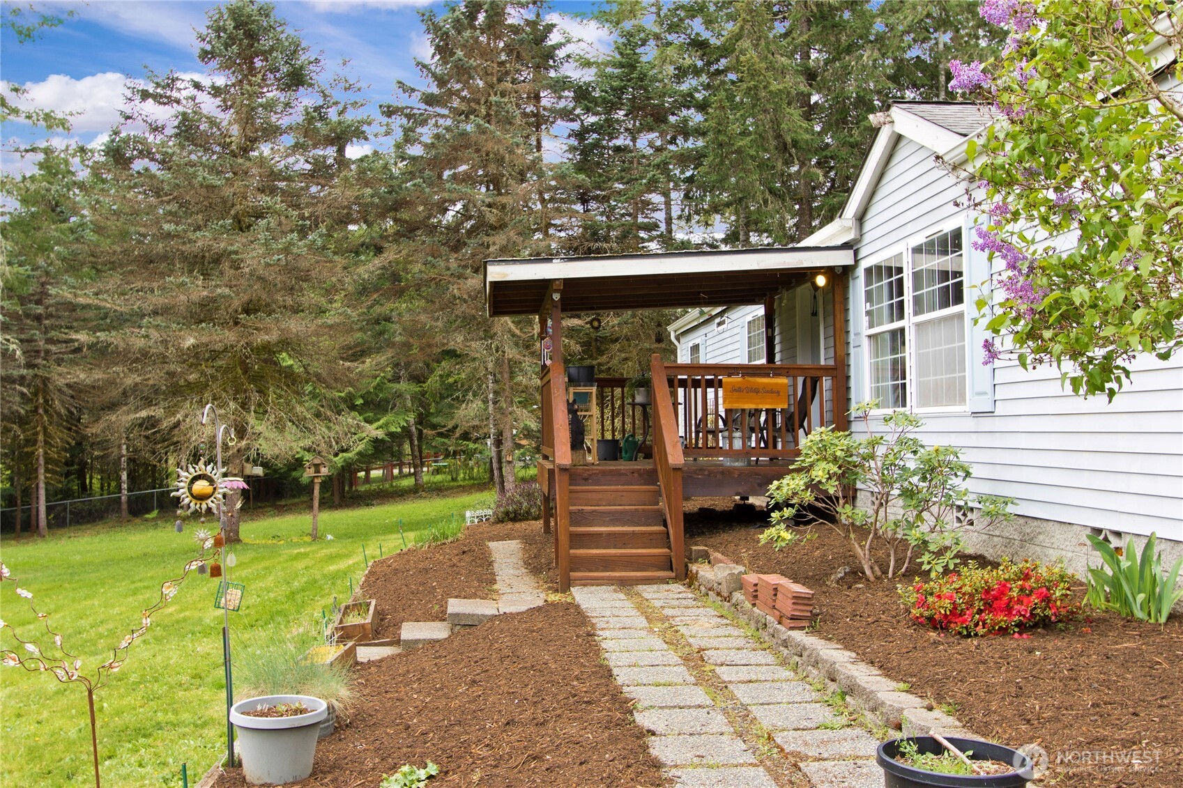 41 E Bay Heights Drive