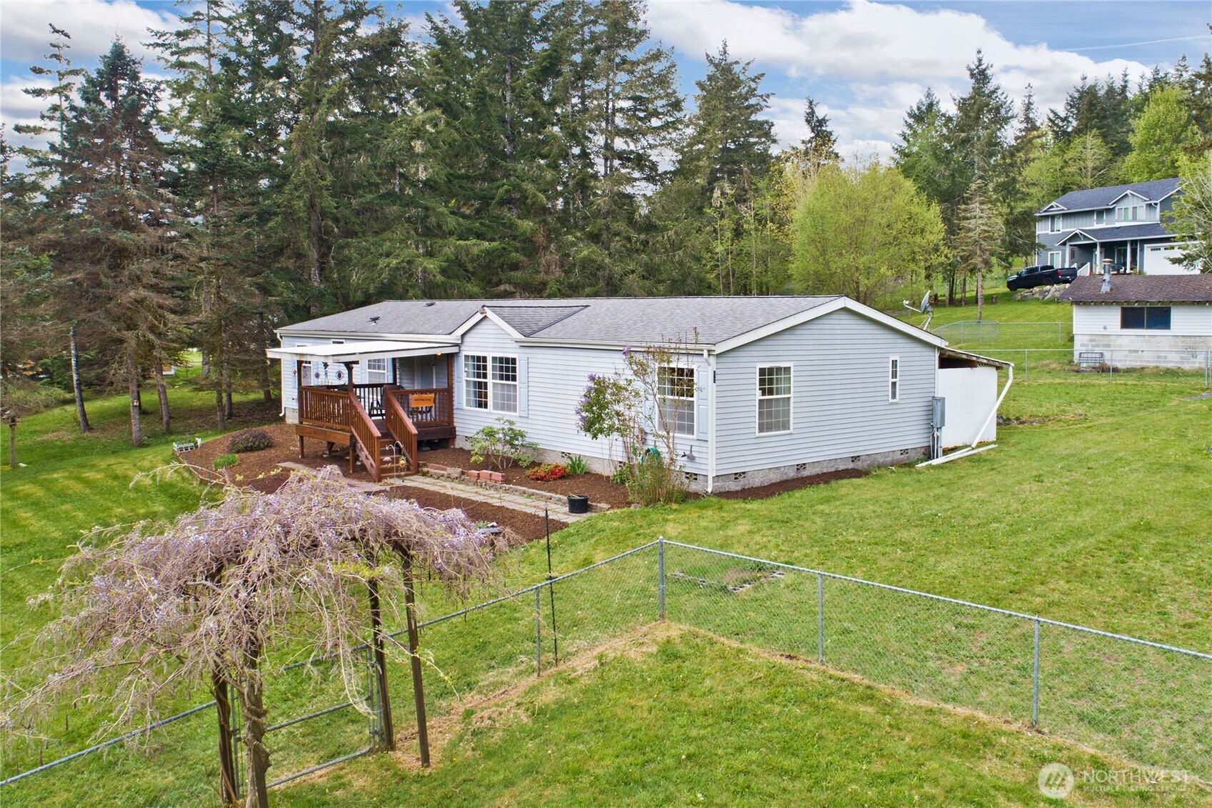 41 E Bay Heights Drive