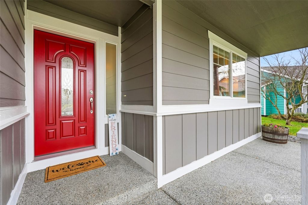 Photo of 5706 121st Place NE, Marysville, WA 98271 (MLS # 2492729)