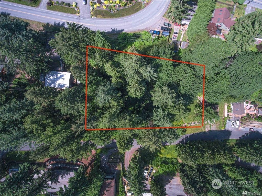 Photo of 4326 Crescent Avenue, Everett, WA 98203 (MLS # 2040232)