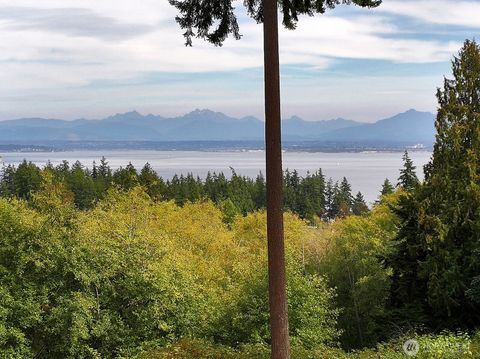 Photo of 9265 SR 525, Clinton, WA 98236 (MLS # 2440212)