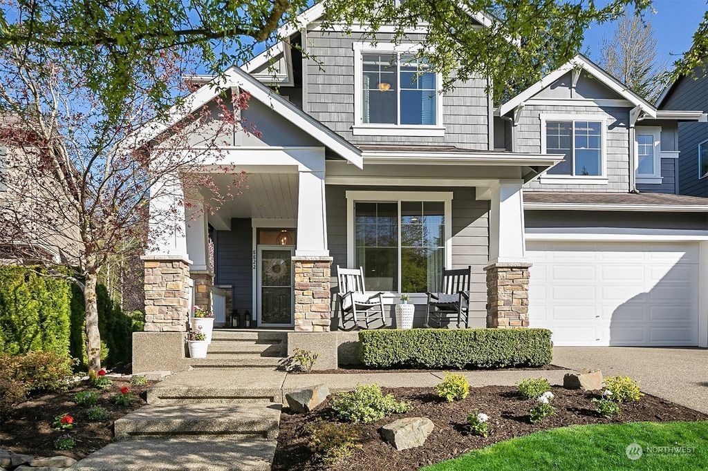 Photo of 8822 Norman Avenue SE, Snoqualmie, WA 98065 (MLS # 2062731)