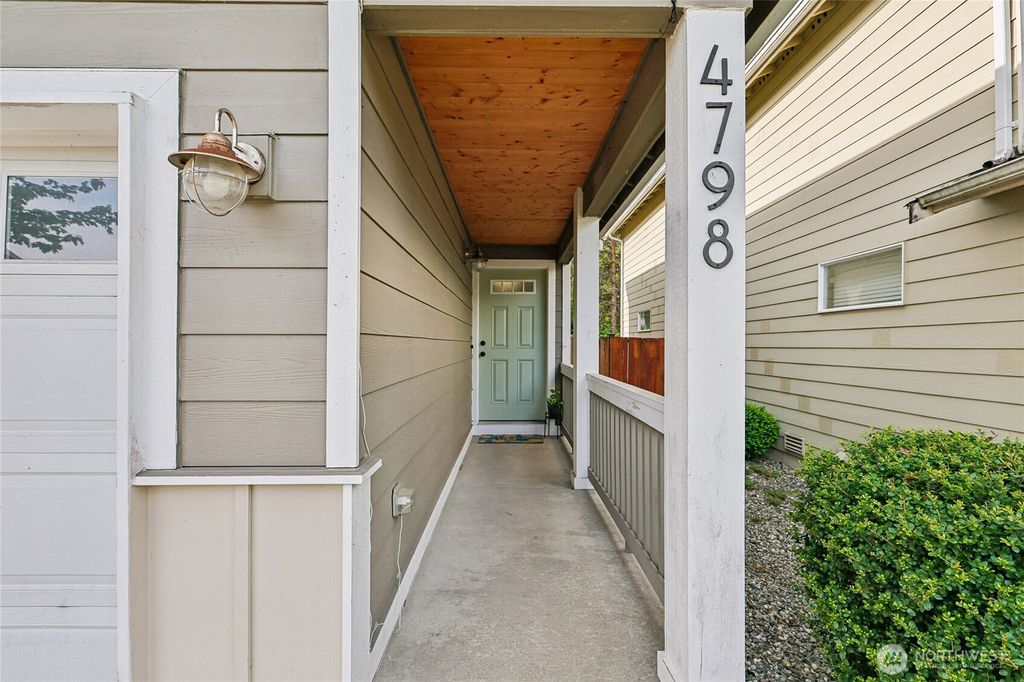Photo of 4798 144th Place NE, Marysville, WA 98271 (MLS # 2521678)