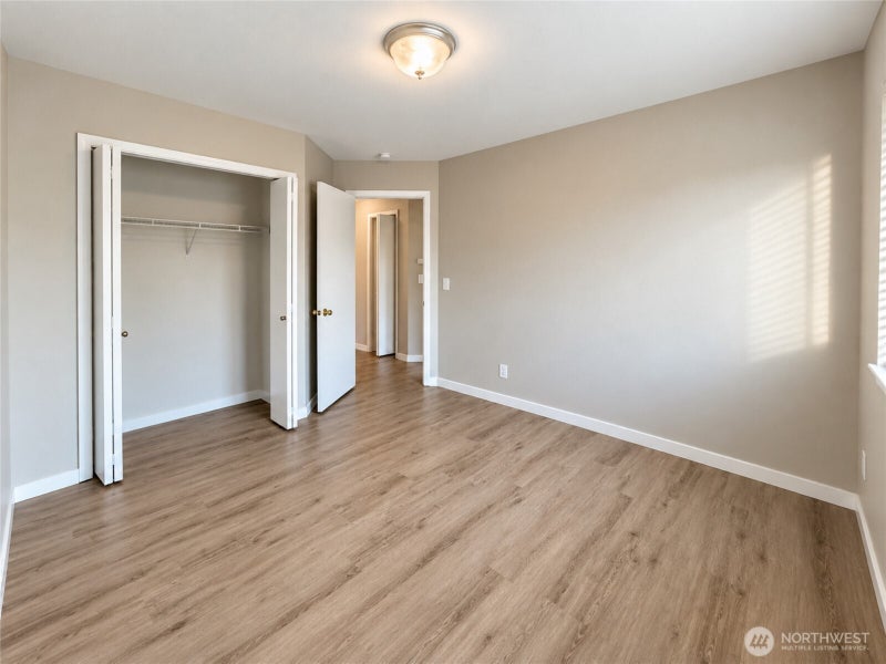 5806 151st Street SE
