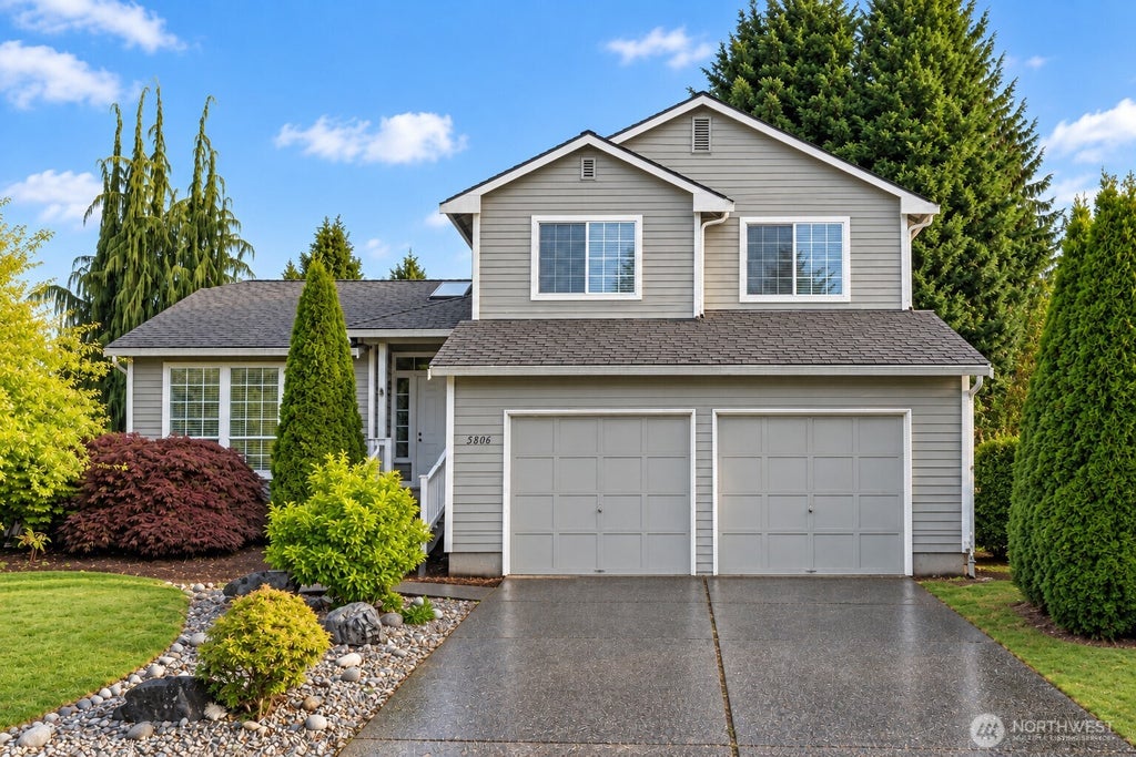 Photo of 5806 151st Street SE, Everett, WA 98208 (MLS # 2589719)