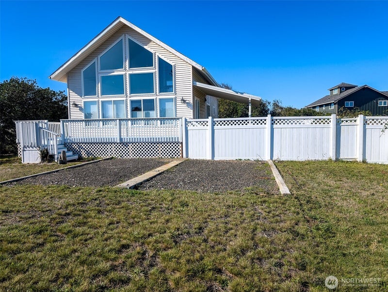 1249 E Ocean Shores Boulevard SW
