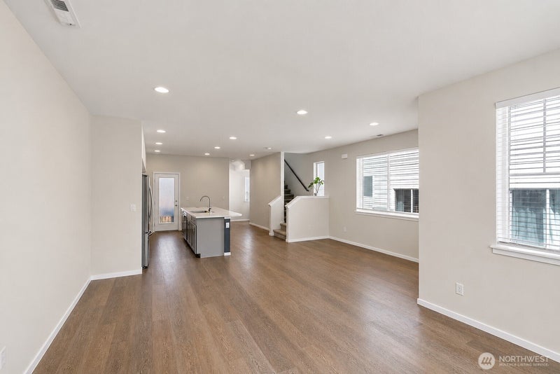 826 NW Highgarden Drive