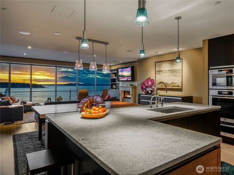 99 Union Street 1102 Seattle WA 98101