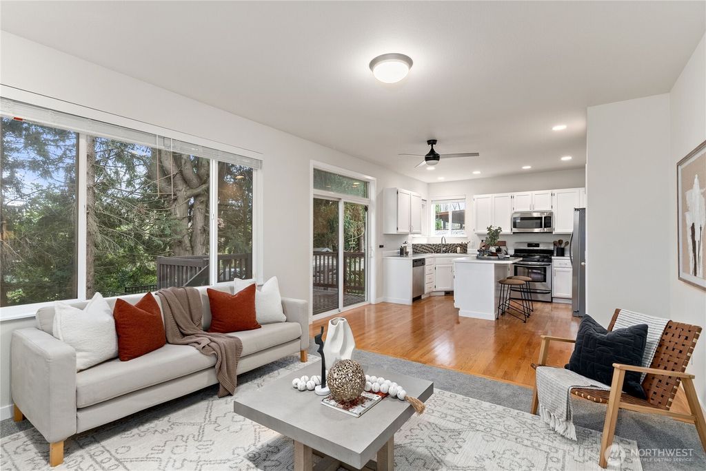 Photo of 19309 113th Avenue SE, Kent, WA 98031 (MLS # 2506071)