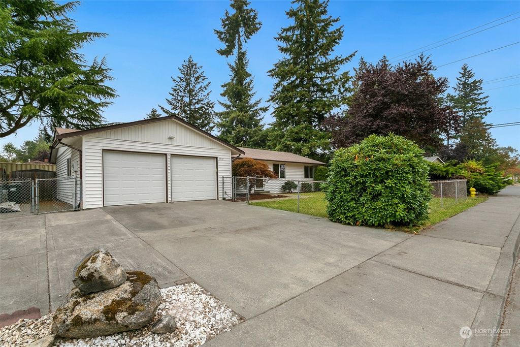 Photo of 4918 S 294th Street, Auburn, WA 98001 (MLS # 2003707)