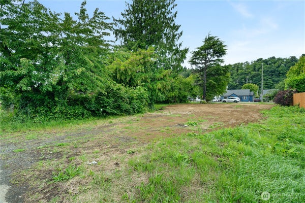 2922 SUMNER AVE, HOQUIAM, WA 98550 - Image 3241c0f9fb90547f94ea9c59e8ffba01/508367374