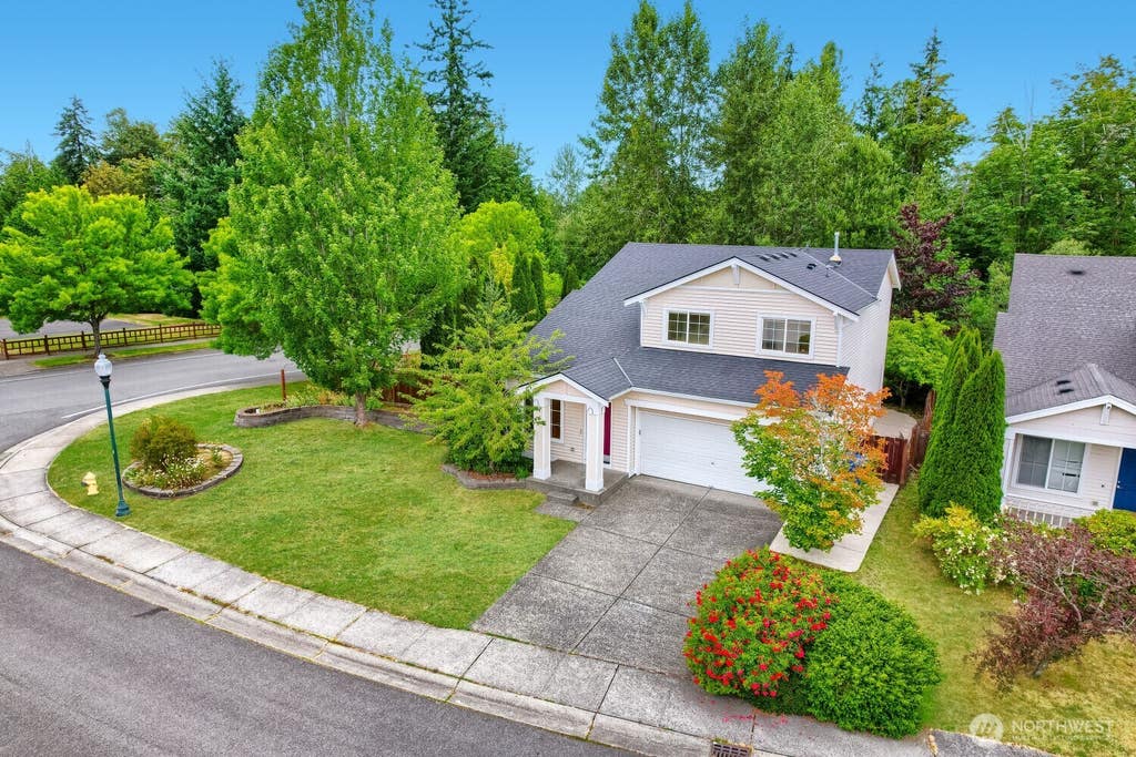 Photo of 24218 SE 9th Street, Sammamish, WA 98075 (MLS # 2552607)