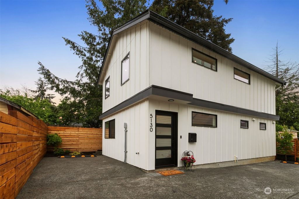 Photo of 5130 48th Avenue S, Seattle, WA 98118 (MLS # 2242597)