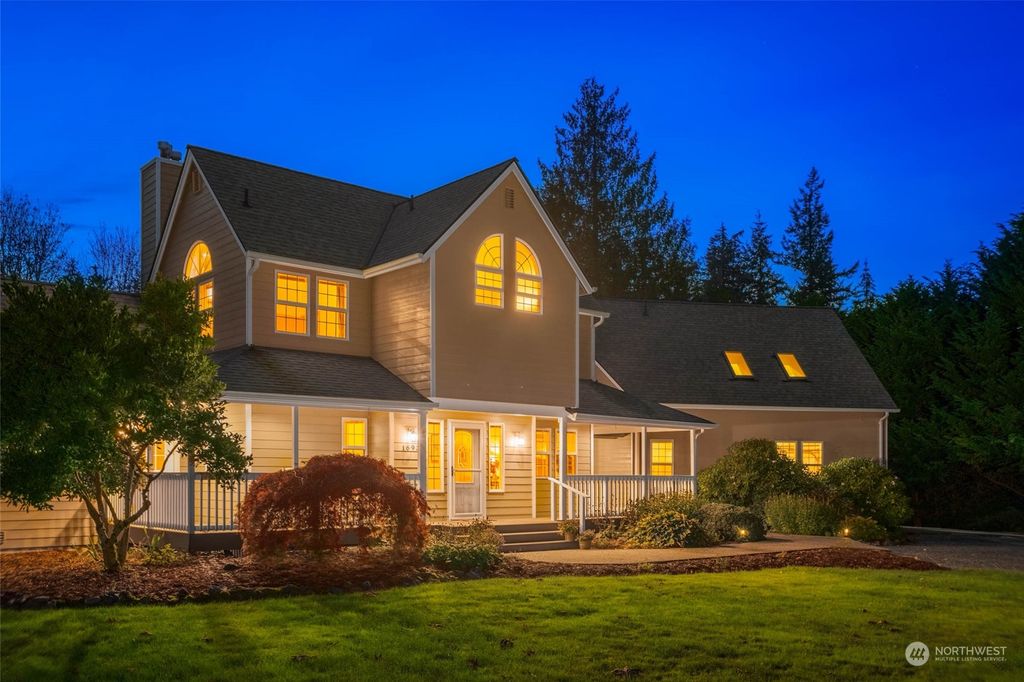Photo of 16932 89th Avenue NW, Stanwood, WA 98292 (MLS # 2304480)