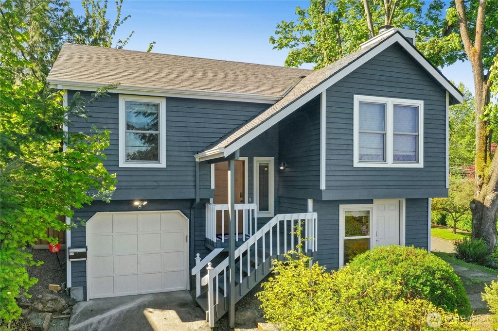 Photo of 3003 E Pine Street, Seattle, WA 98122 (MLS # 2367757)