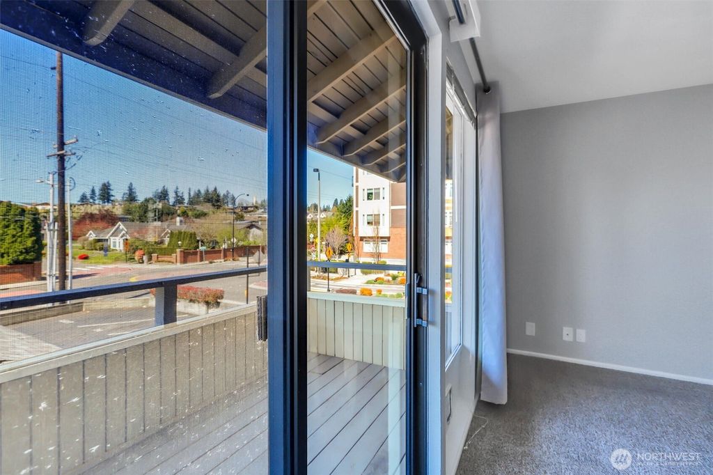 Photo of 952 100th Avenue NE #236, Bellevue, WA 98004 (MLS # 2503754)