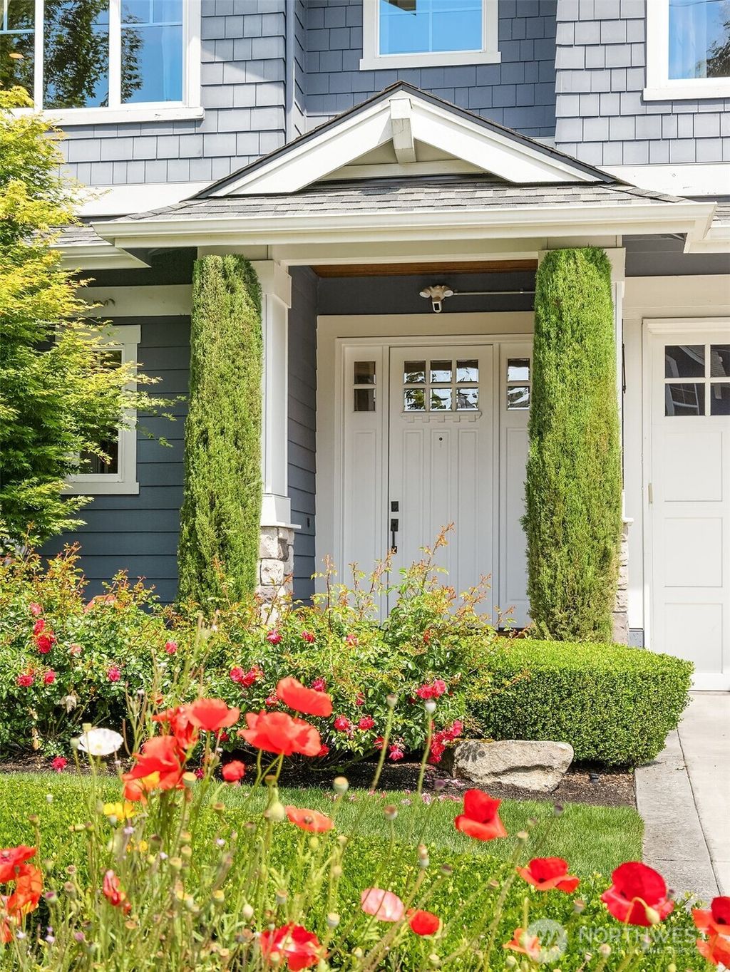 Photo of 11050 SE 30th Street, Bellevue, WA 98004 (MLS # 2395133)