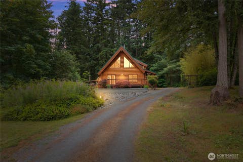 Photo of 31116 Webster Road E, Eatonville, WA 98328 (MLS # 2549621)
