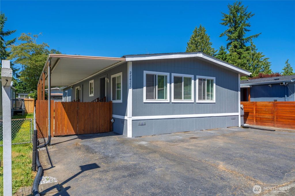 Photo of 22627 112th Avenue SE, Kent, WA 98031 (MLS # 2391140)