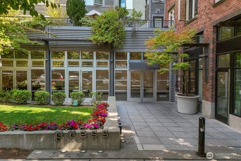 Photo of 1610 Belmont Avenue #314, Seattle, WA 98122 (MLS # 2572180)