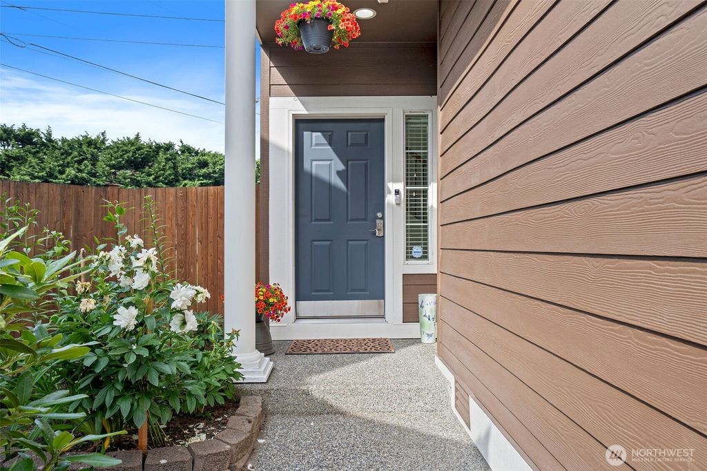 Photo of 2819 SW 208 Place, Lynnwood, WA 98036 (MLS # 2392695)