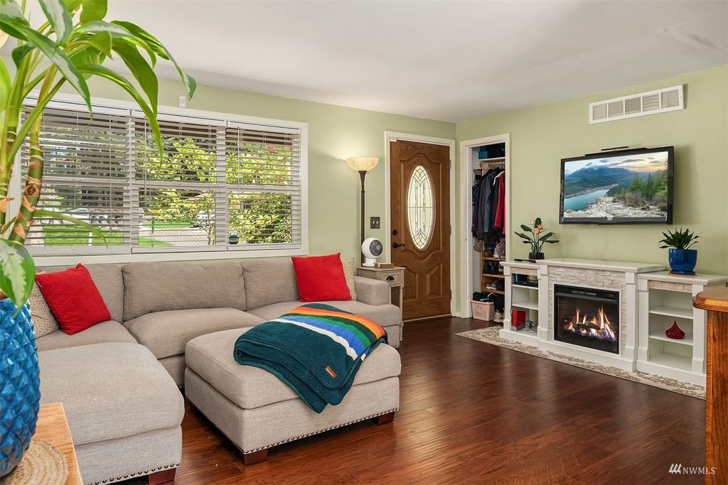 Photo of 19023 SE 266th Street, Covington, WA 98042 (MLS # 1986939)