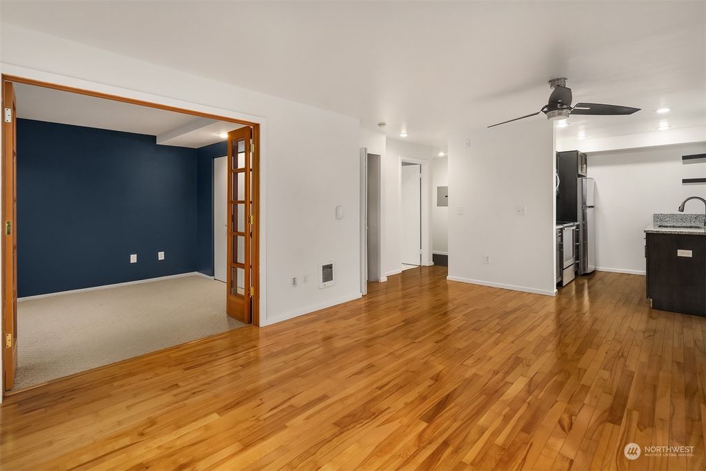 Photo of 500 Aloha Street #101, Seattle, WA 98109 (MLS # 2183777)