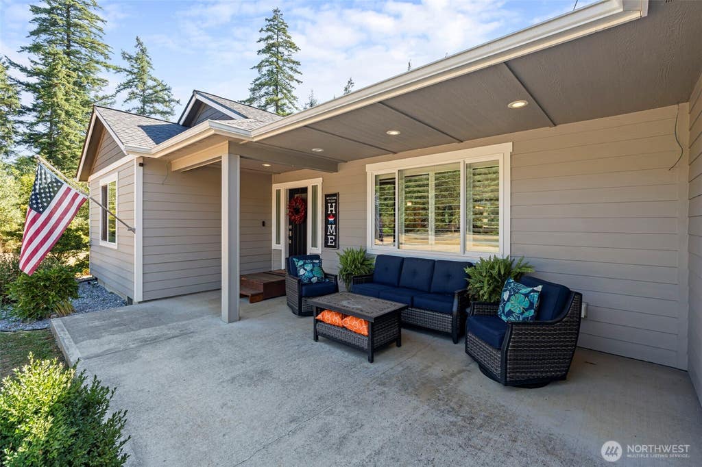 Photo of 138 Pollman Road, Chehalis, WA 98532 (MLS # 2569504)