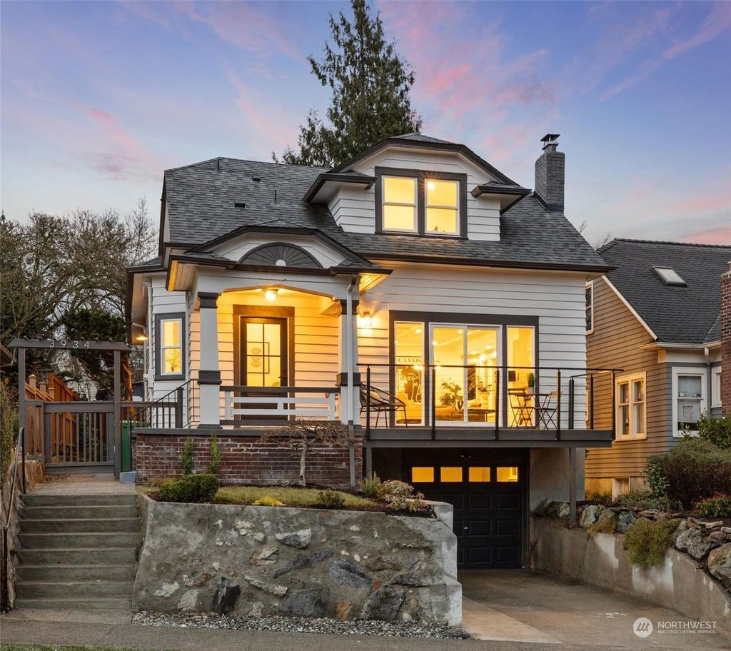 Photo of 3934 Interlake Avenue N, Seattle, WA 98103 (MLS # 2329112)