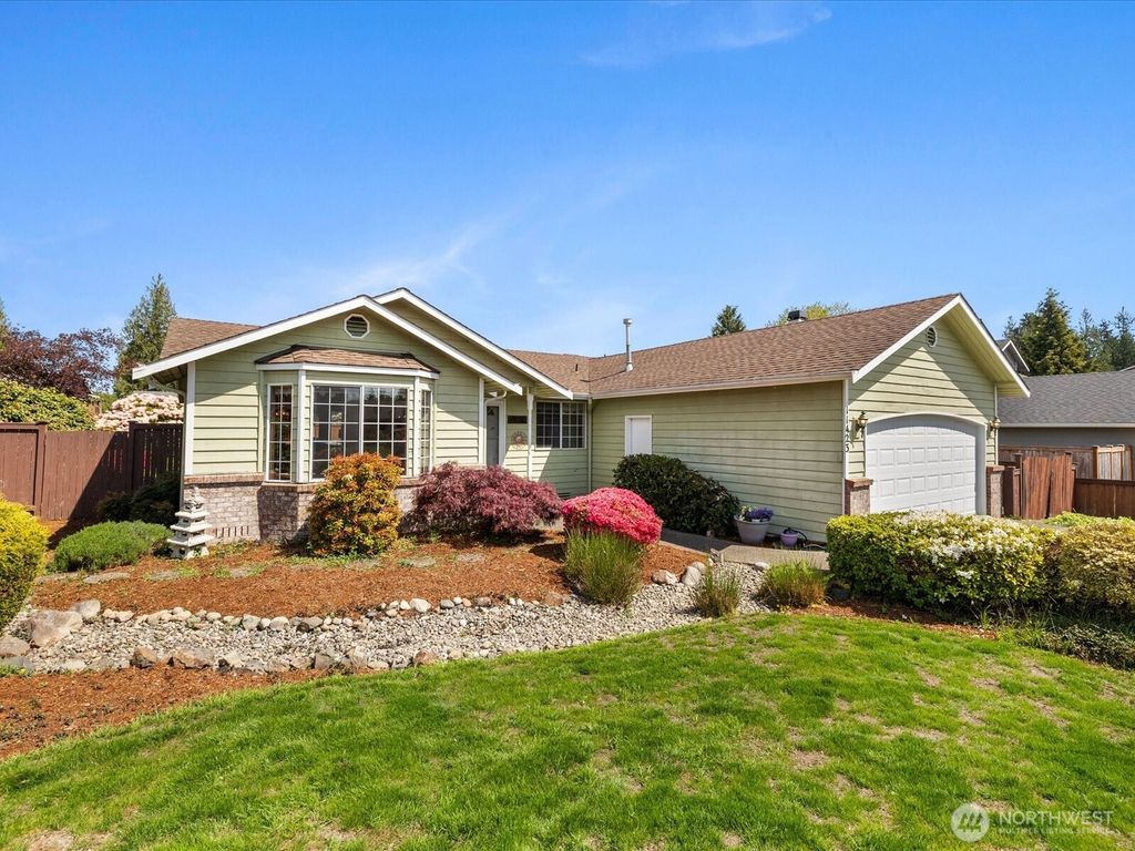 Photo of 11423 29th Place NE, Lake Stevens, WA 98258 (MLS # 2520582)