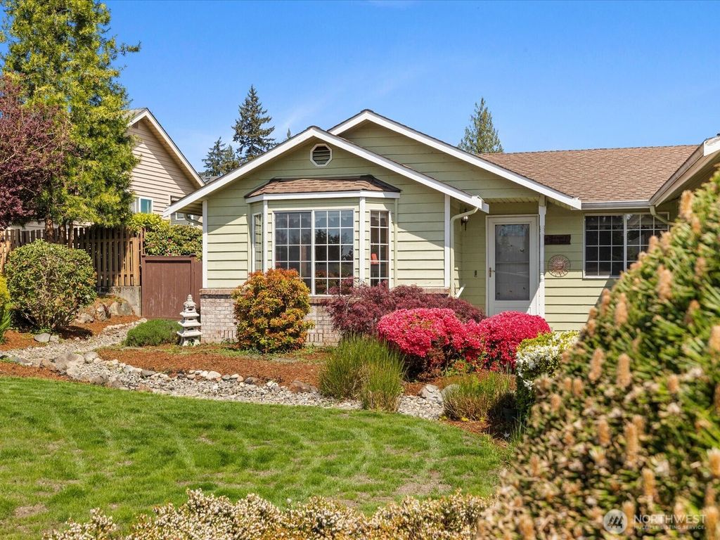 Photo of 11423 29th Place NE, Lake Stevens, WA 98258 (MLS # 2520582)